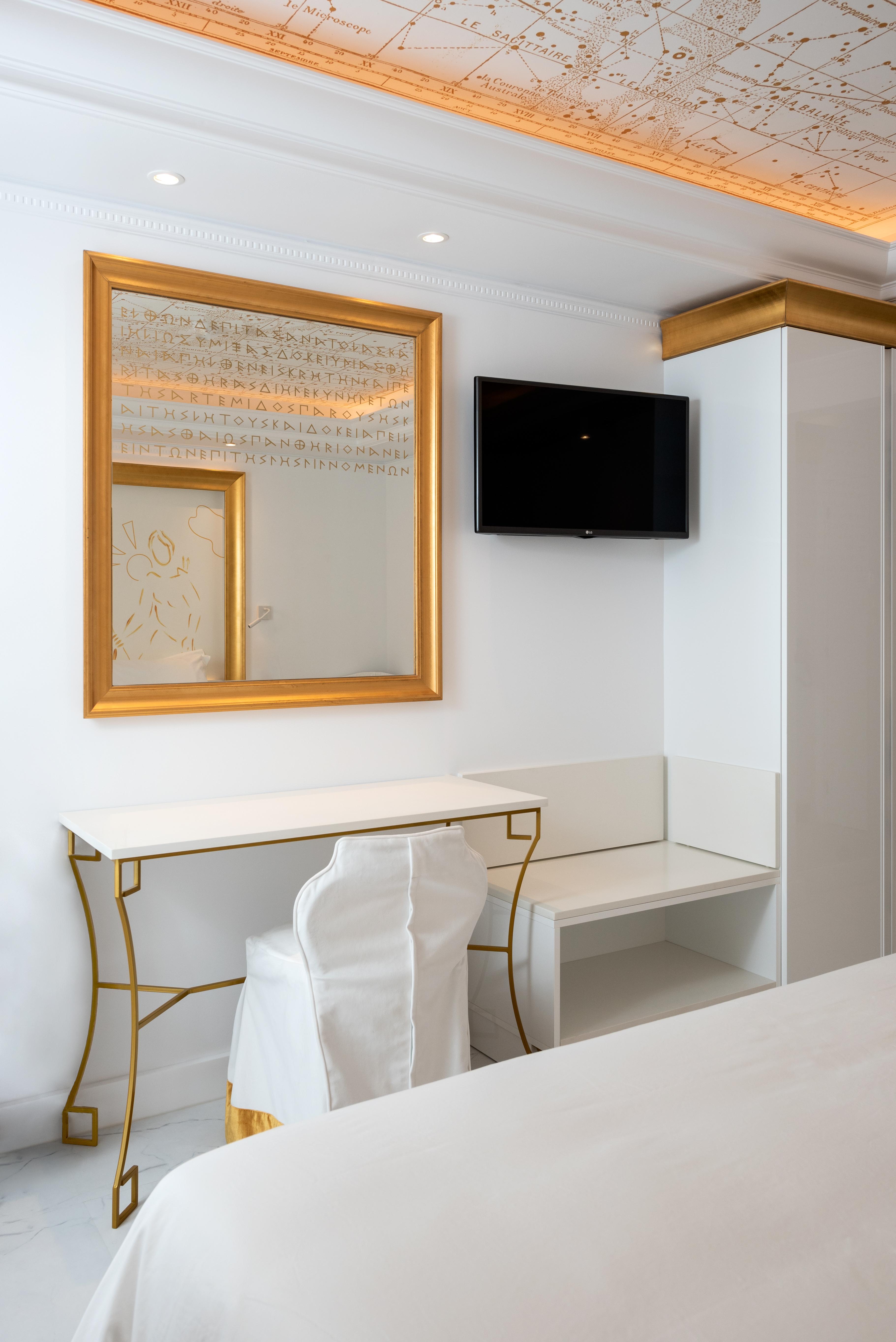 Hotel Galaxias 3*